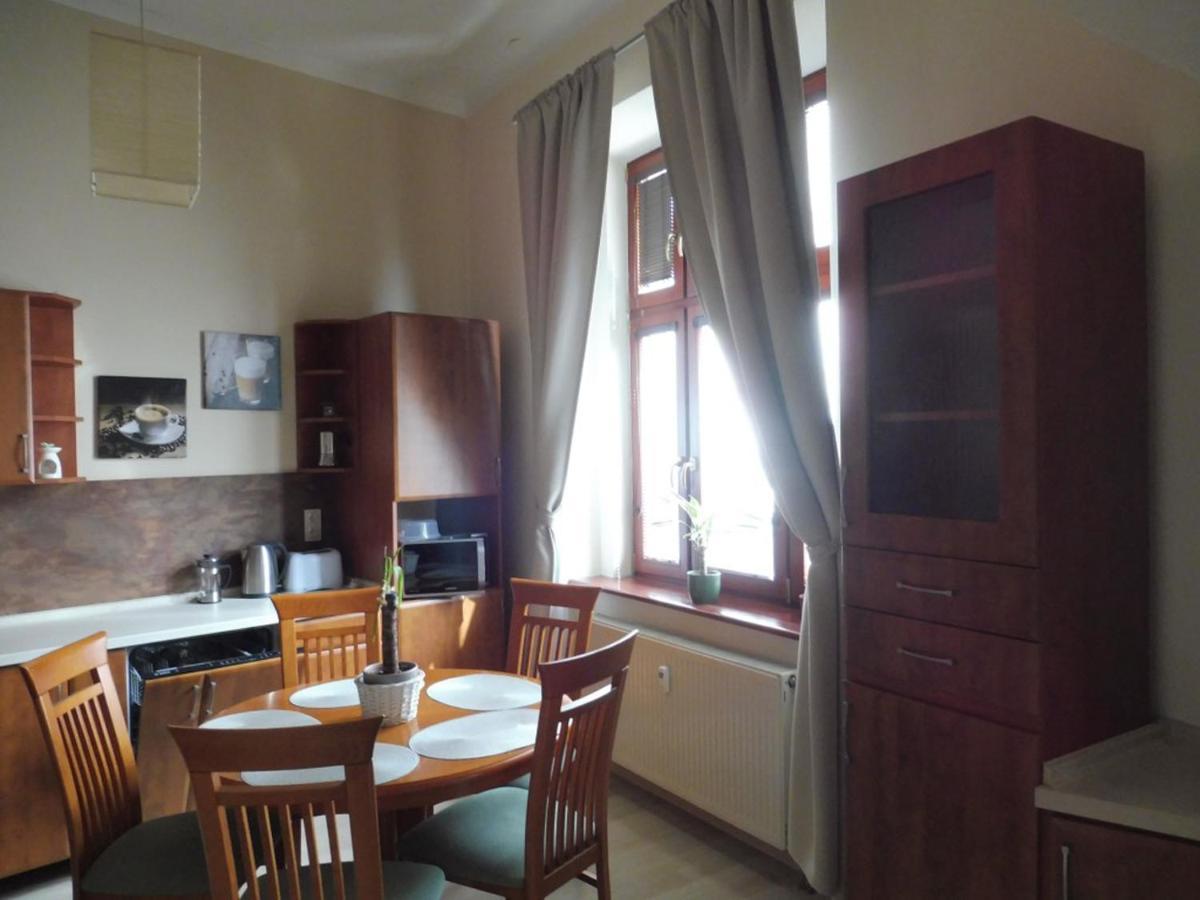 M10 Old Town Apartments 科希策 外观 照片