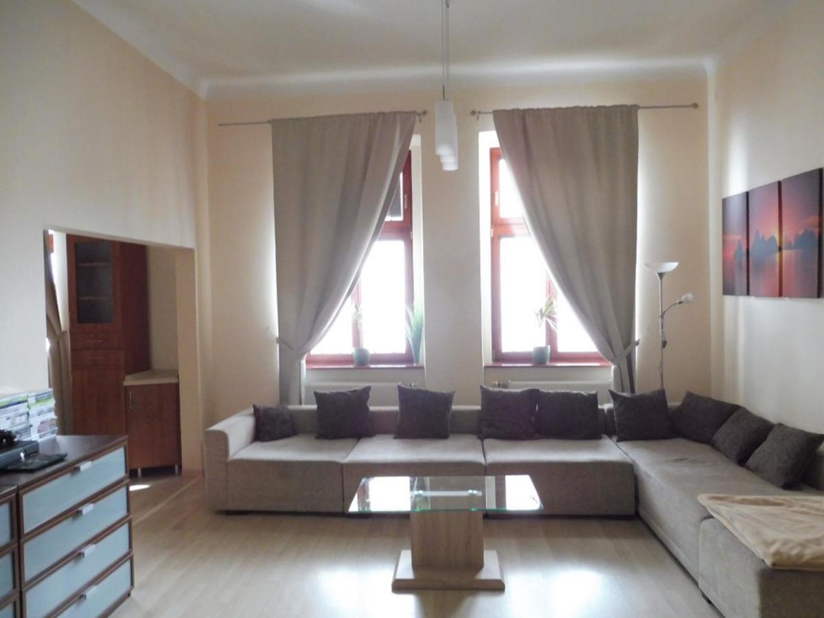 M10 Old Town Apartments 科希策 外观 照片