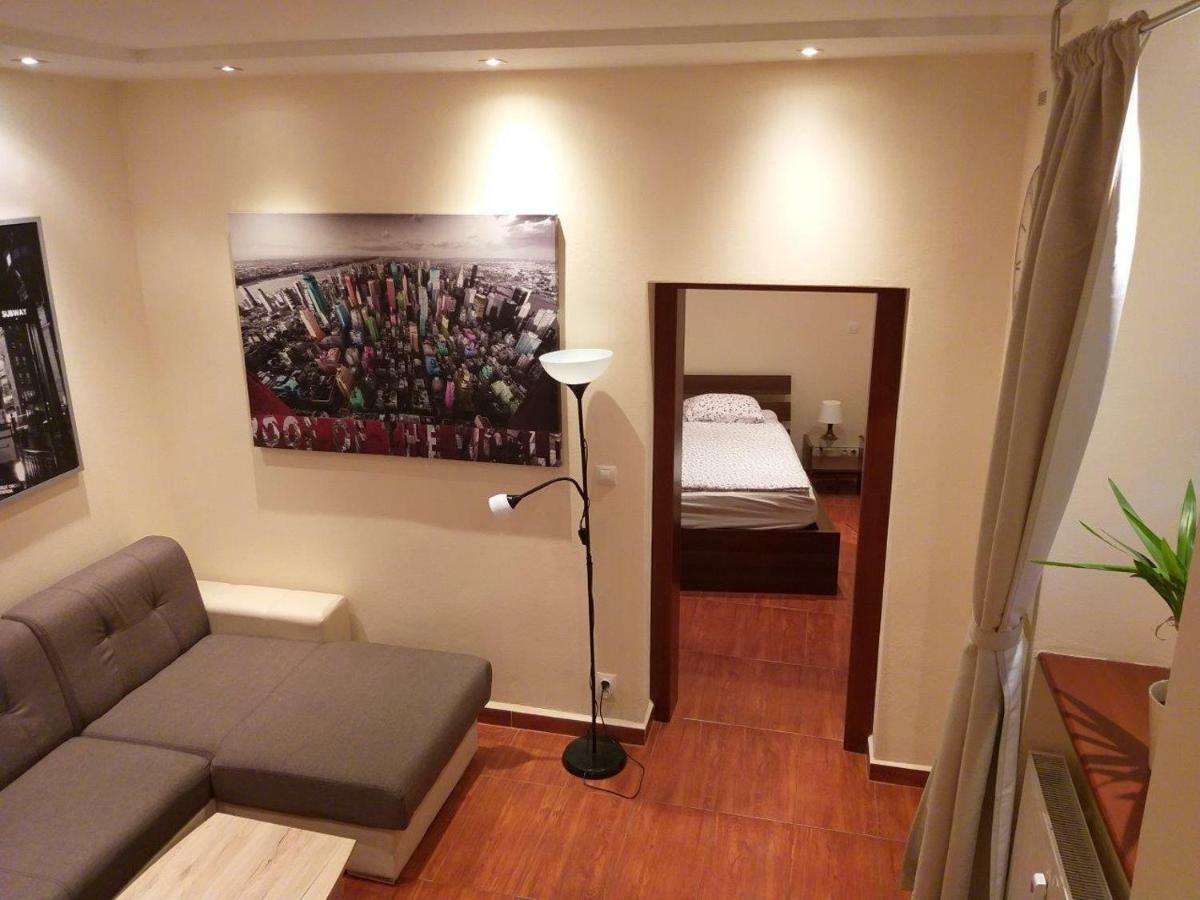 M10 Old Town Apartments 科希策 外观 照片